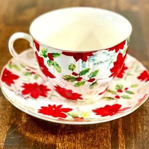 Grace's Tea Ware Poinsettia Teacup and Saucer Set, Winter Gold Trim